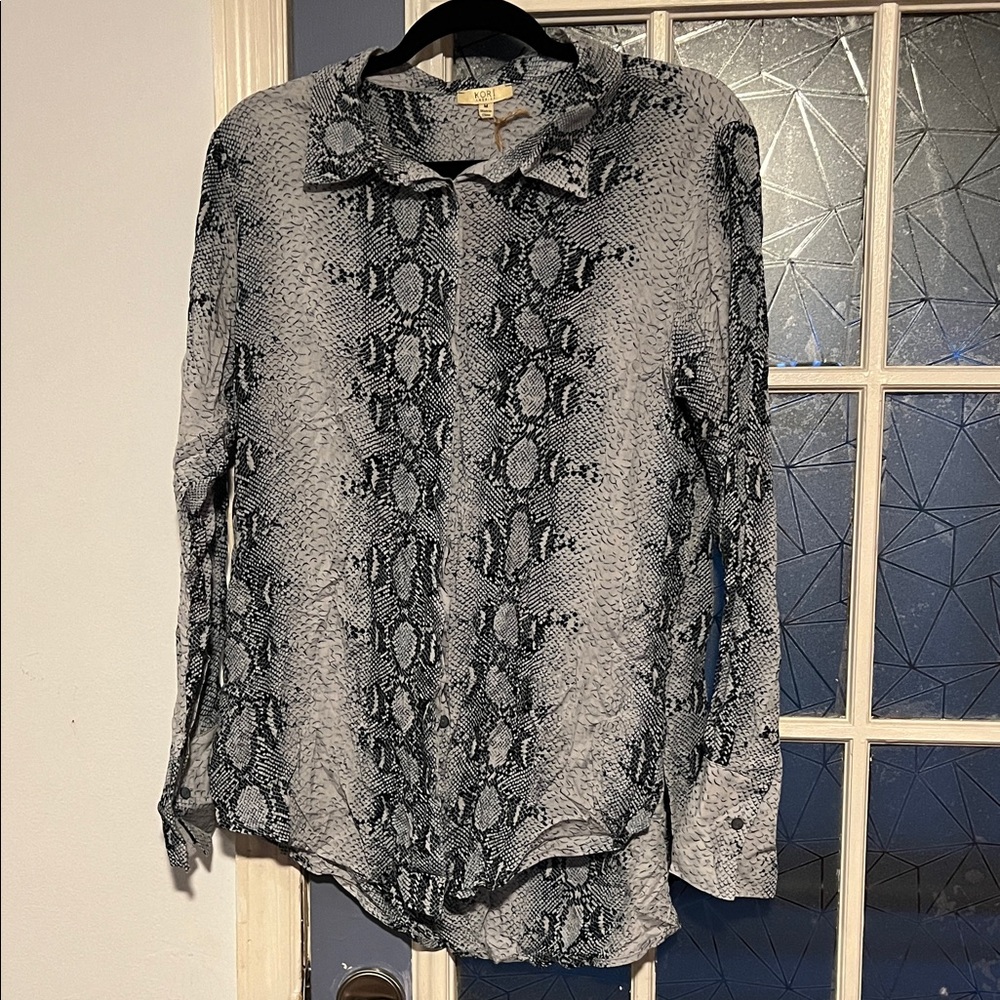 Kori Black & White Snake Print Button-Up Blouse